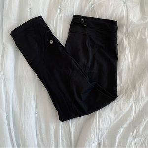 Lululemon Athletic Leggings Black | Light and Breathable | Size 6, 28.5 length